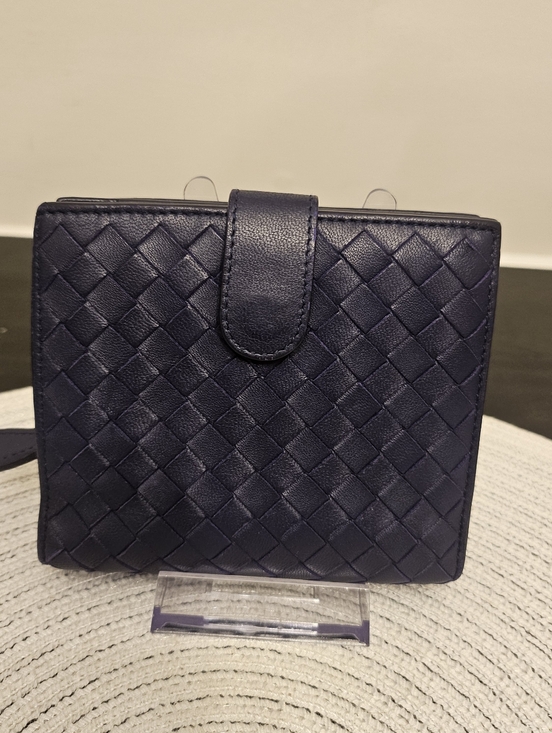 Bottega Veneta Handbags - Bottega Veneta Intrecciato Leather Wallet w/ Zip Coin Dark Purple